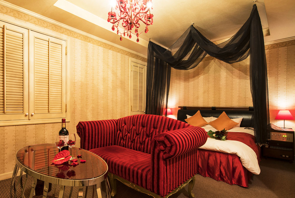 HOTEL DE LA PIERRE|Sexy